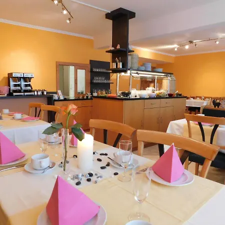 Zentral Hotel *